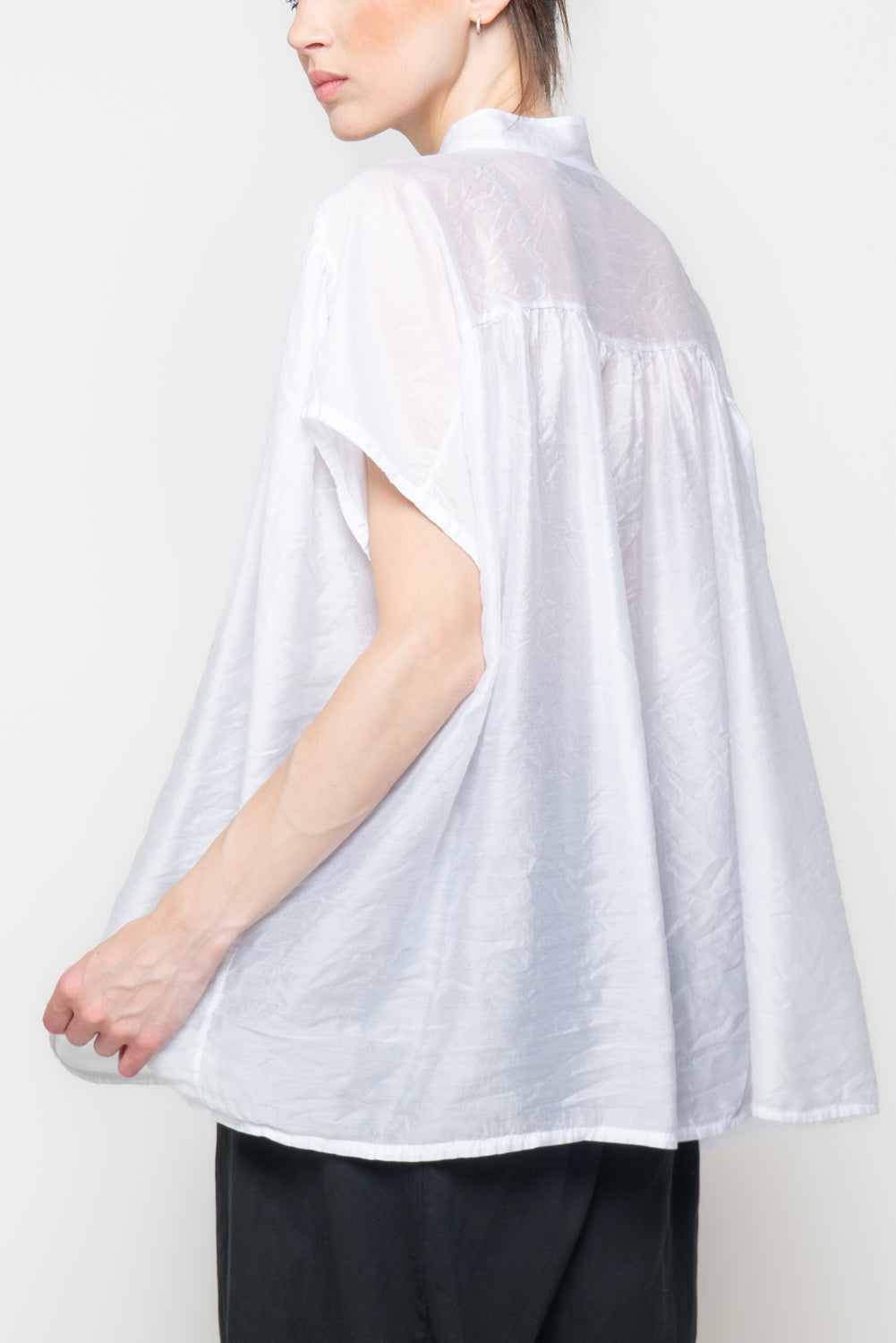 Camicia smanicata over