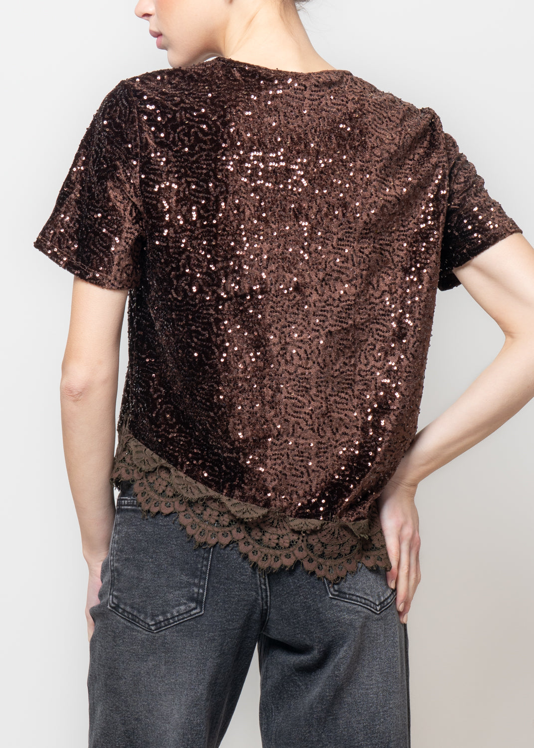 Blusa in paillettes e ciniglia