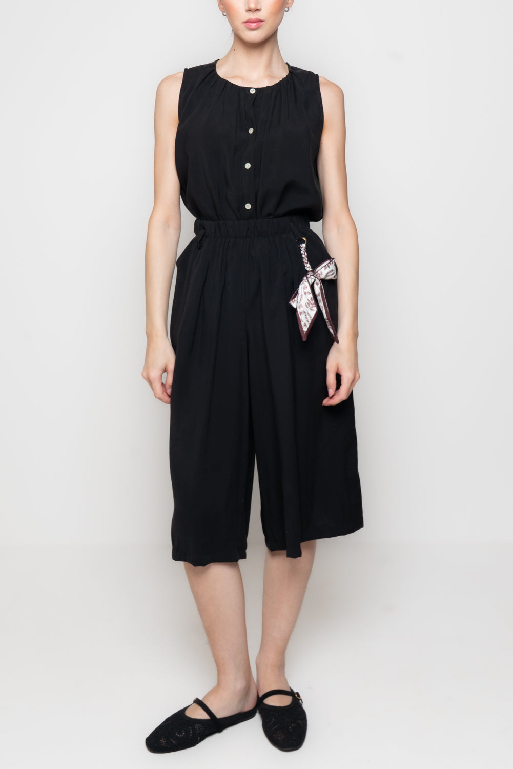 Bermuda Fluido con Foulard