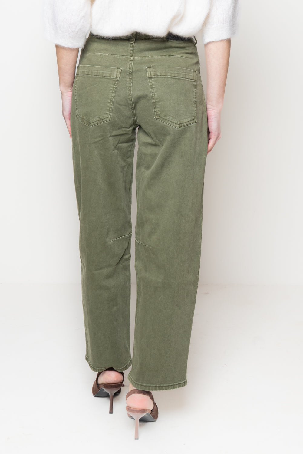 Pantaloni baggy