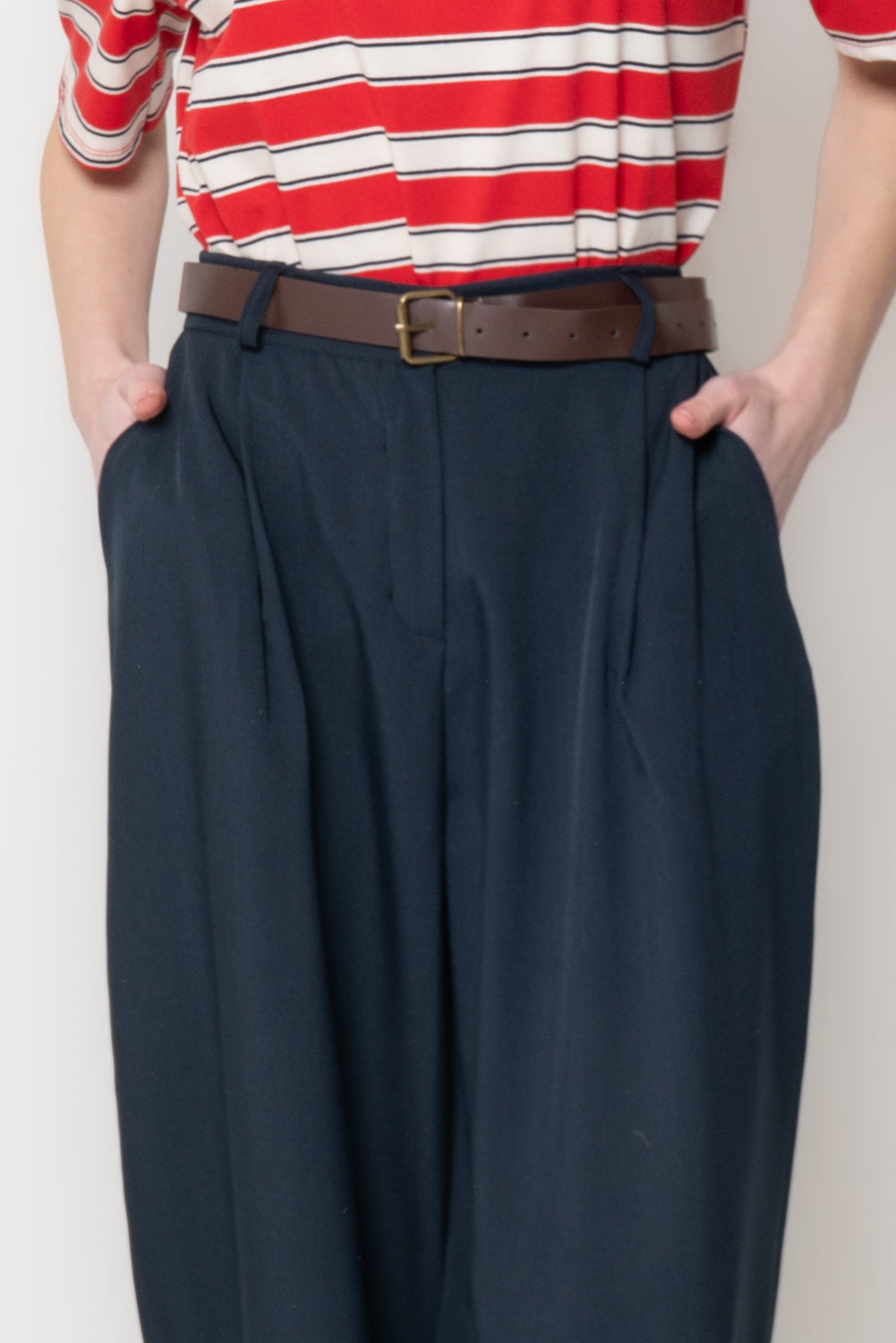 Pantalone modello harem con Cintura