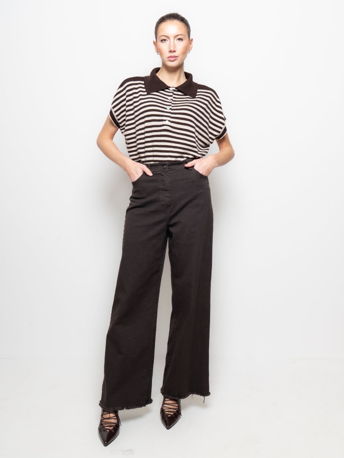 Pantalone wide con orlo sfrangiato