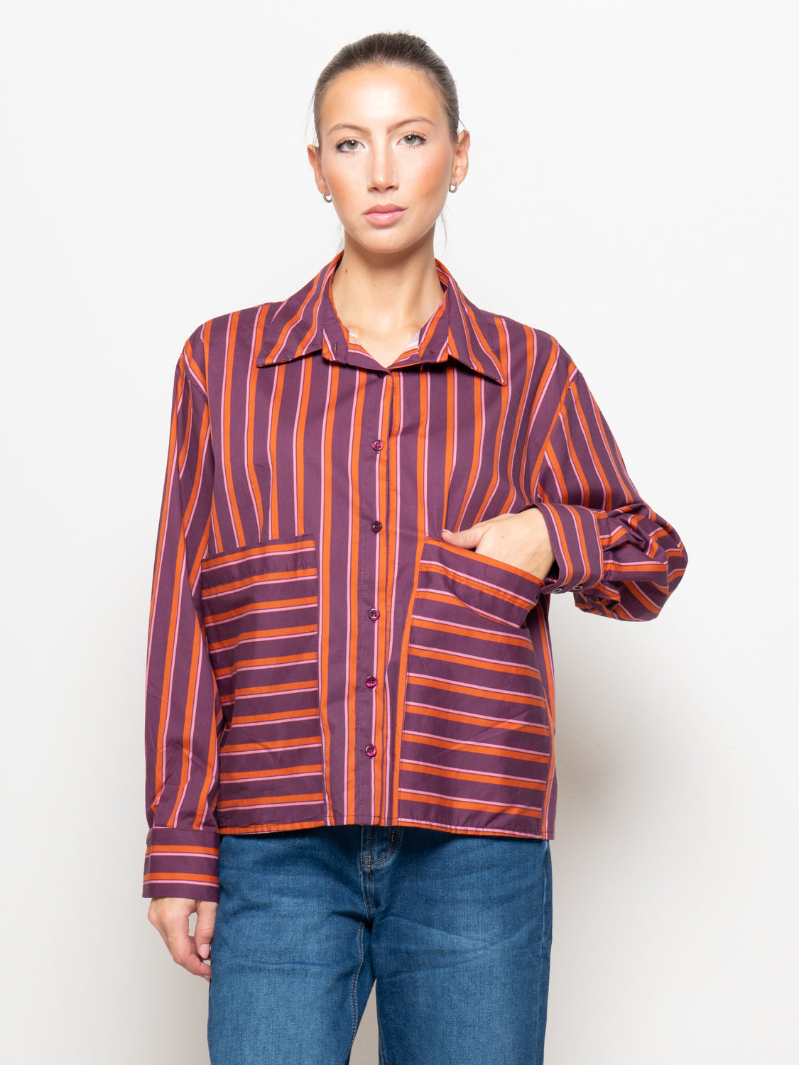 Camicia a righe con tasconi