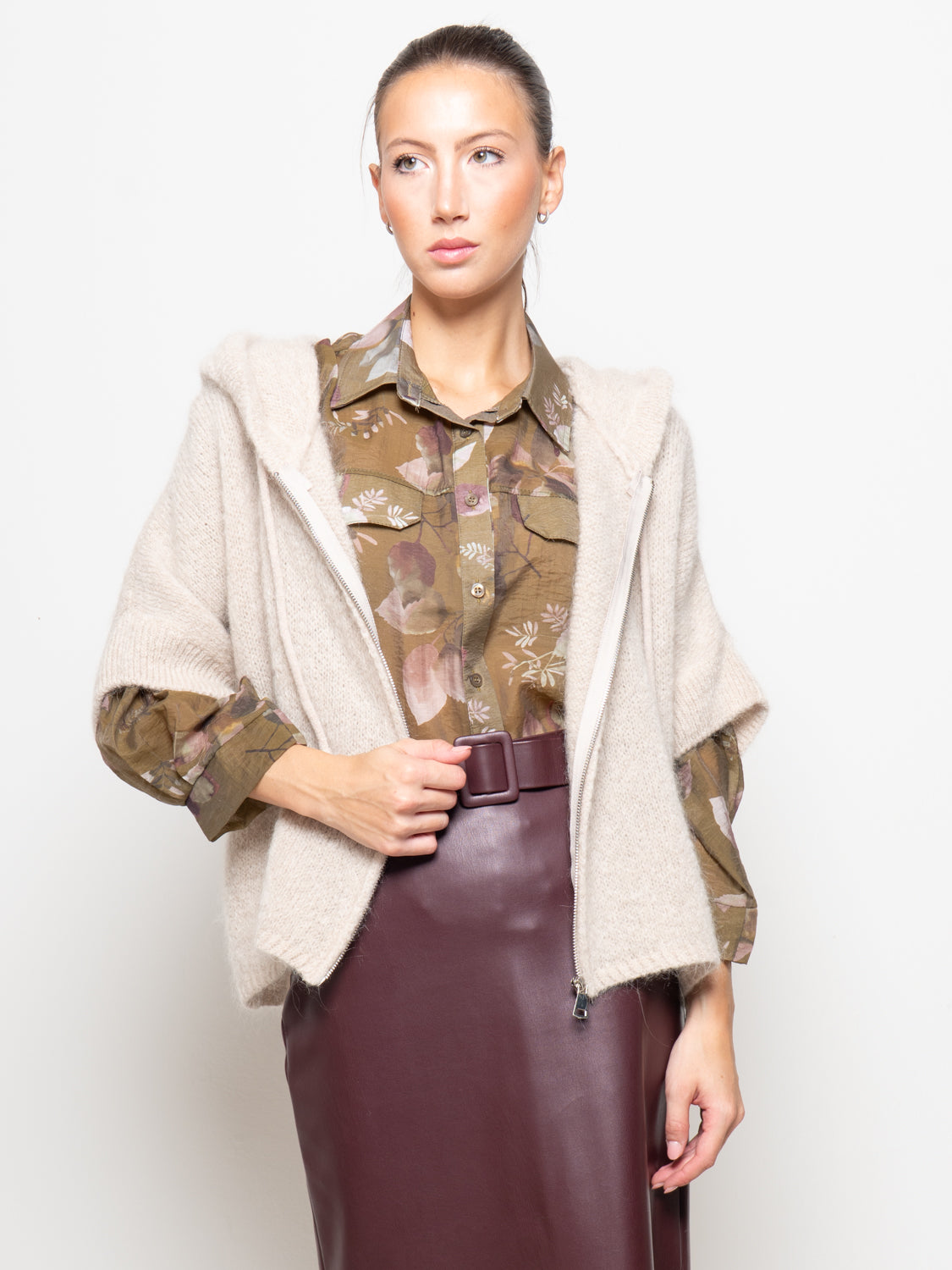 Cardigan con cappuccio in maglia mohair e zip