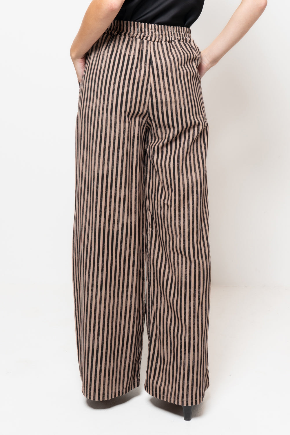 Pantalone in fantasia rigata