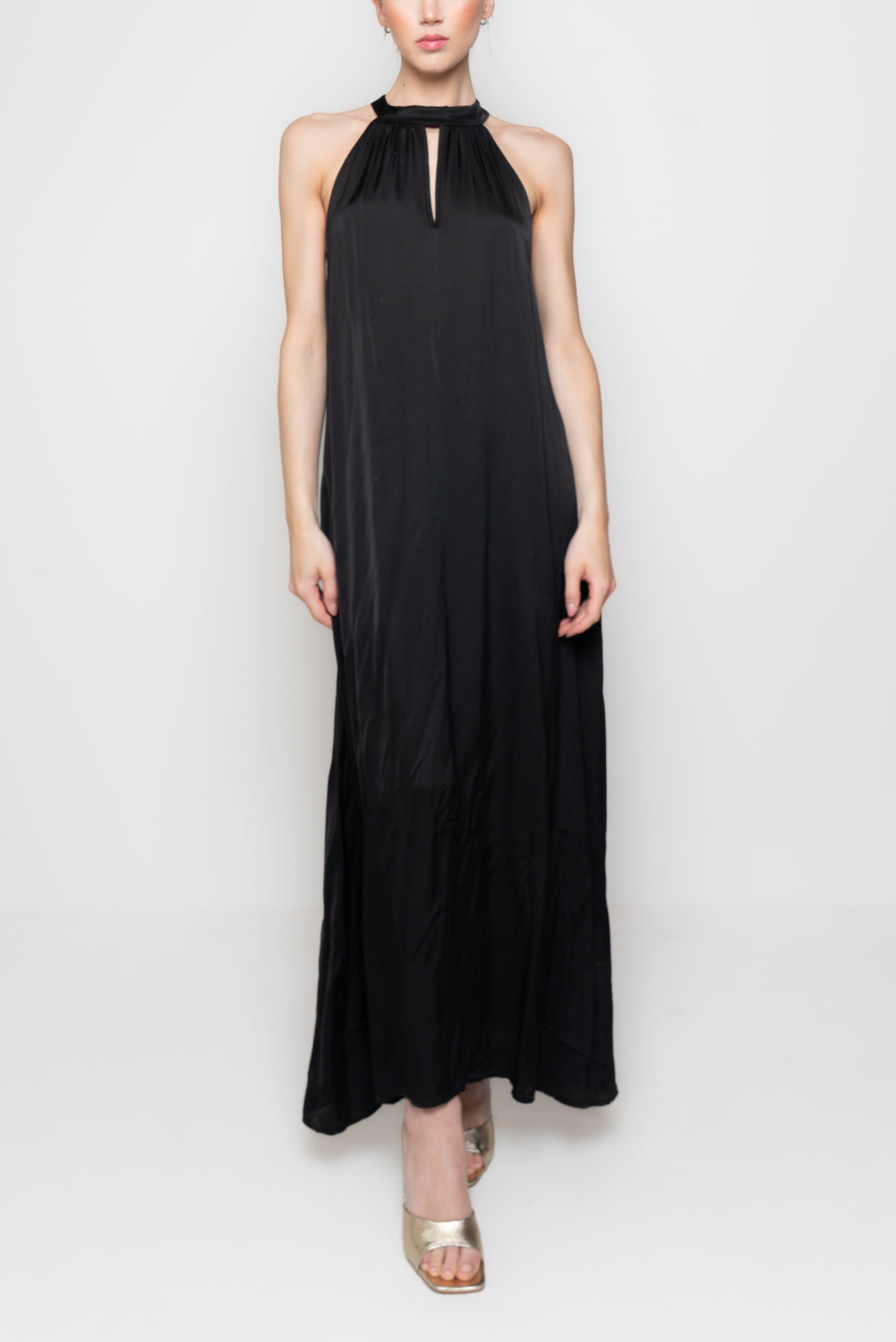 Abito in satin lungo