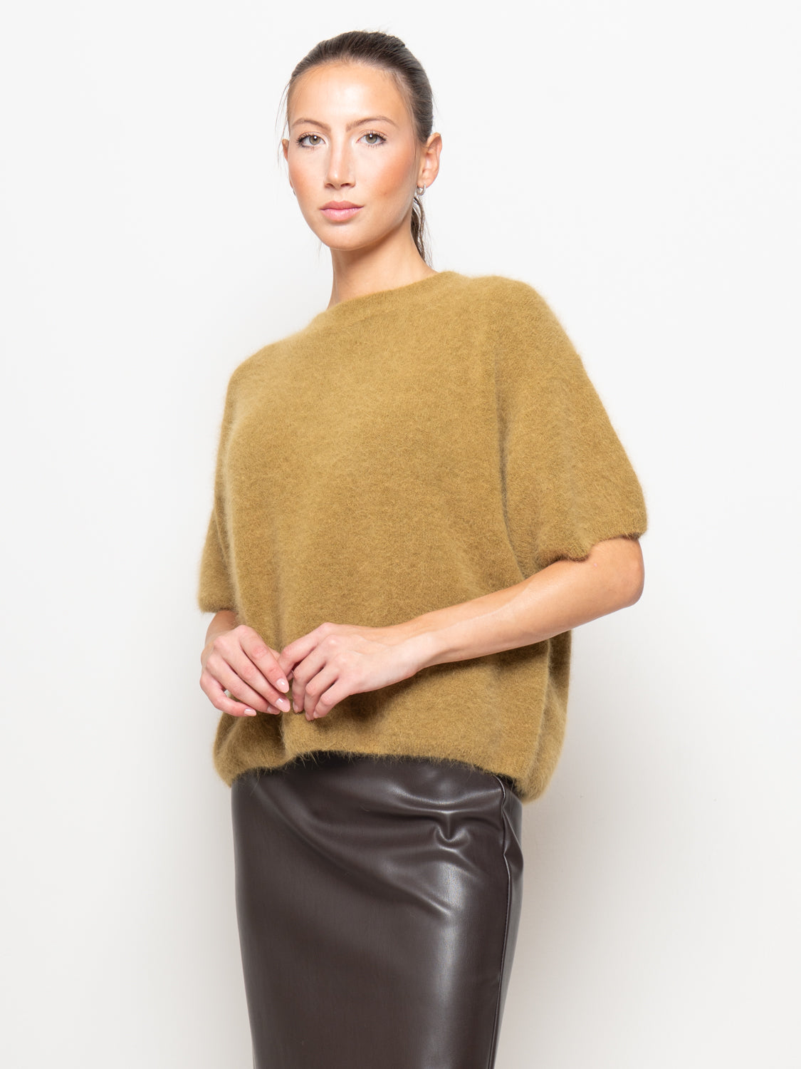 Maglia in angora a manica corta