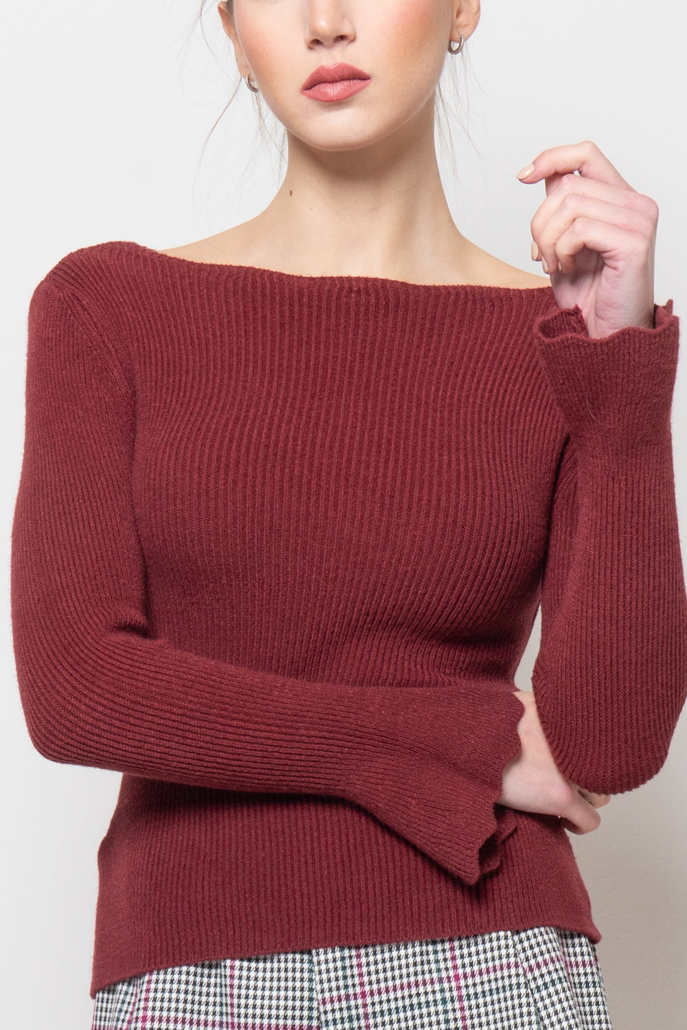 Maglia con manica svasata