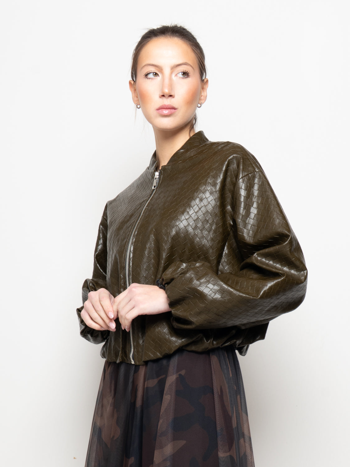 Giacca bomber in ecopelle intrecciata