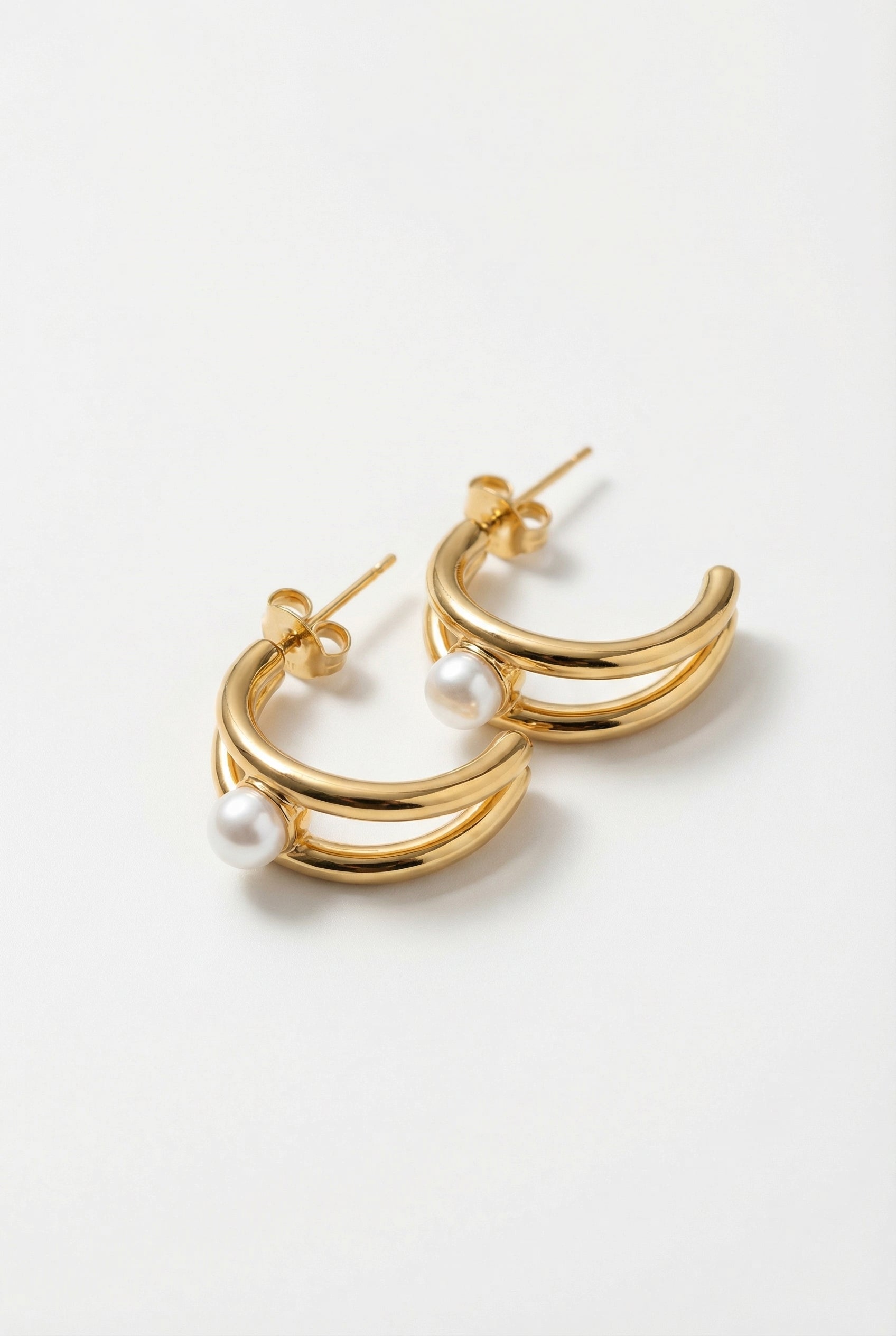 Orecchini doppio cerchio con pietra