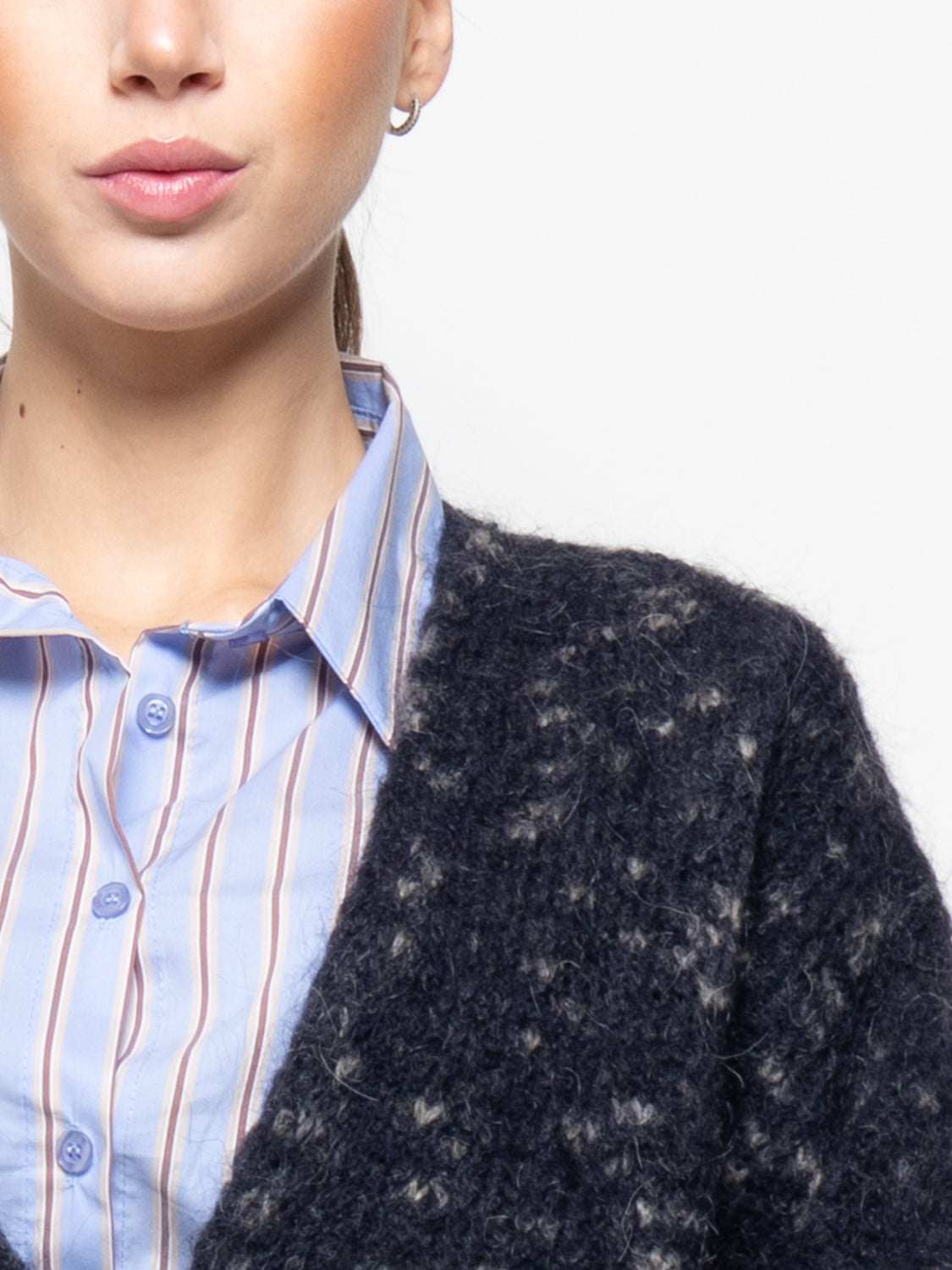 Cardigan in fantasia puntinata