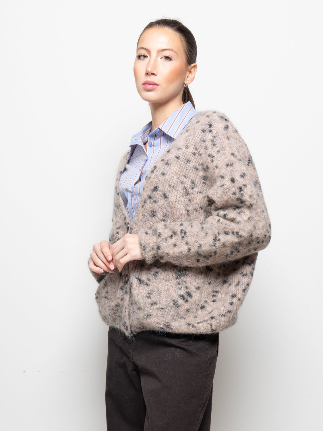 Cardigan in fantasia puntinata