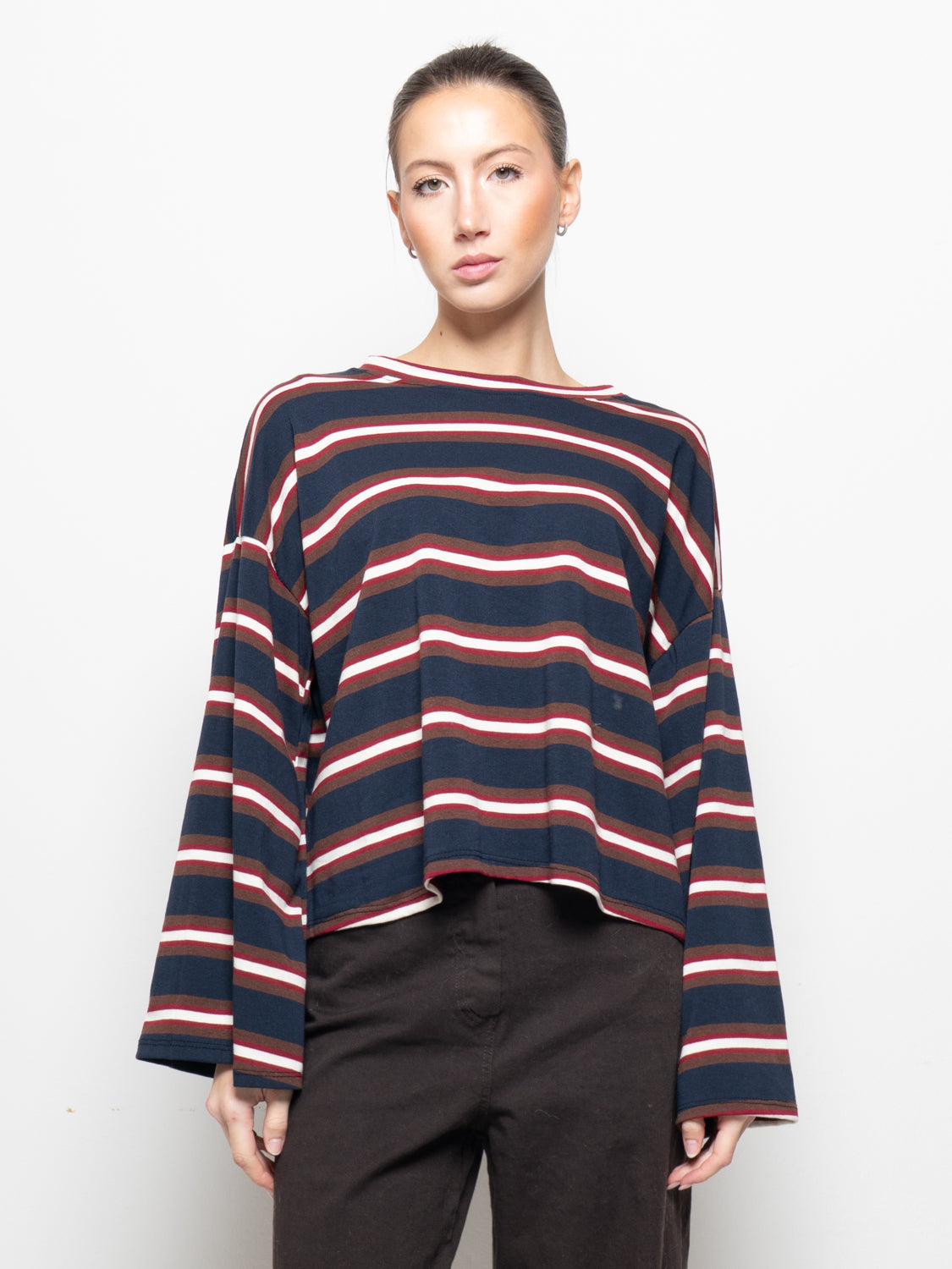 T- Shirt con manica svasata a righe