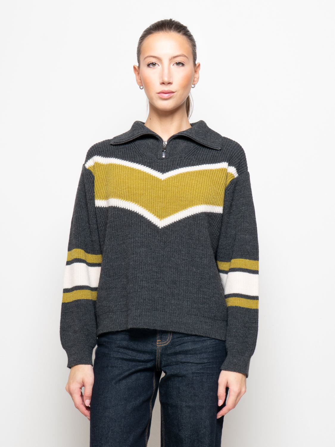 PRE-ORDINE
Spedito dal 23/9
Maglia con zip
