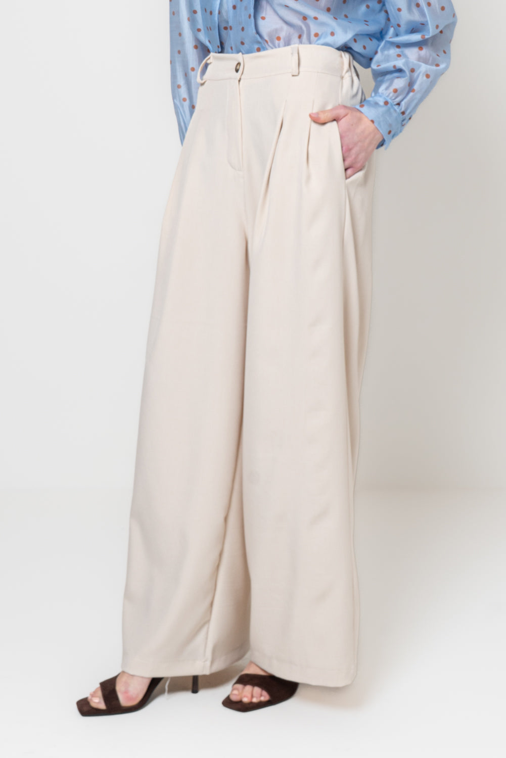 Pantaloni palazzo con pinces