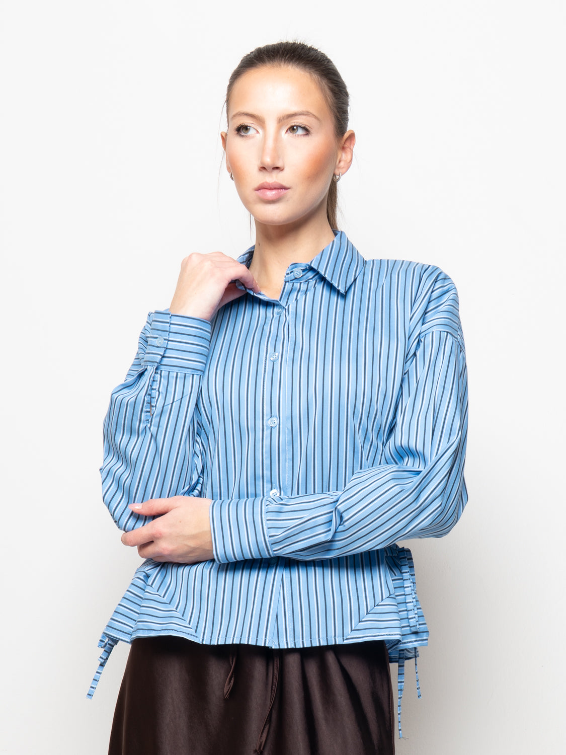 Camicia oversize a righe con lacci laterali