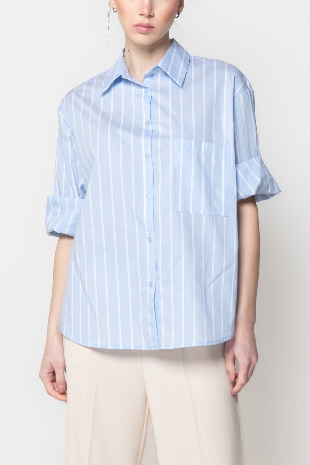 Camicia a righe con tasca