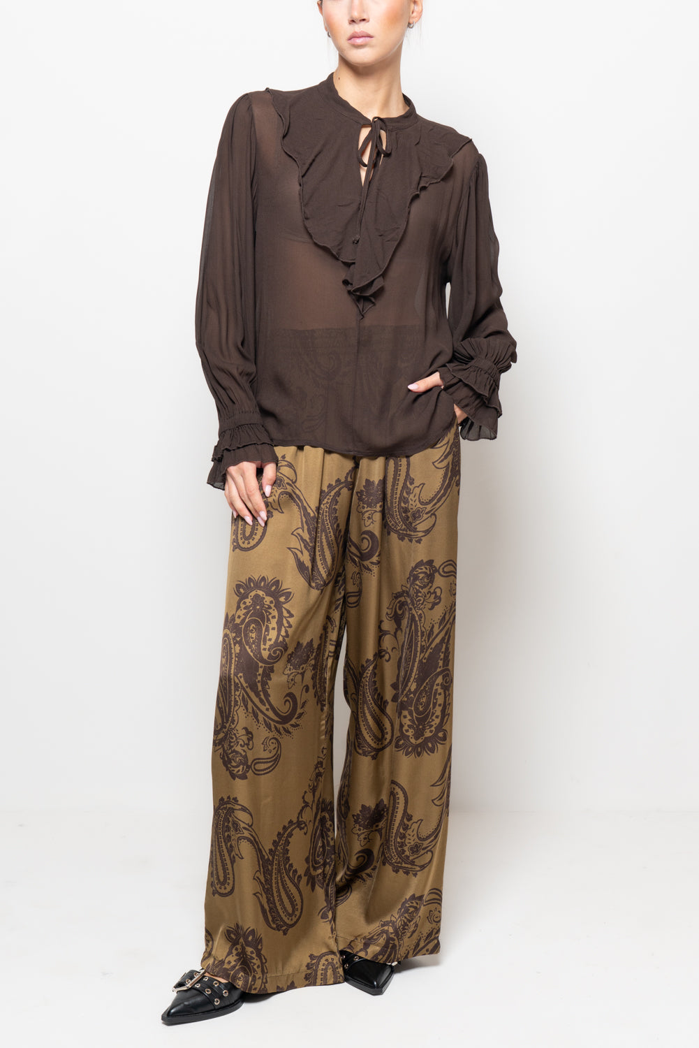 Blusa con volant