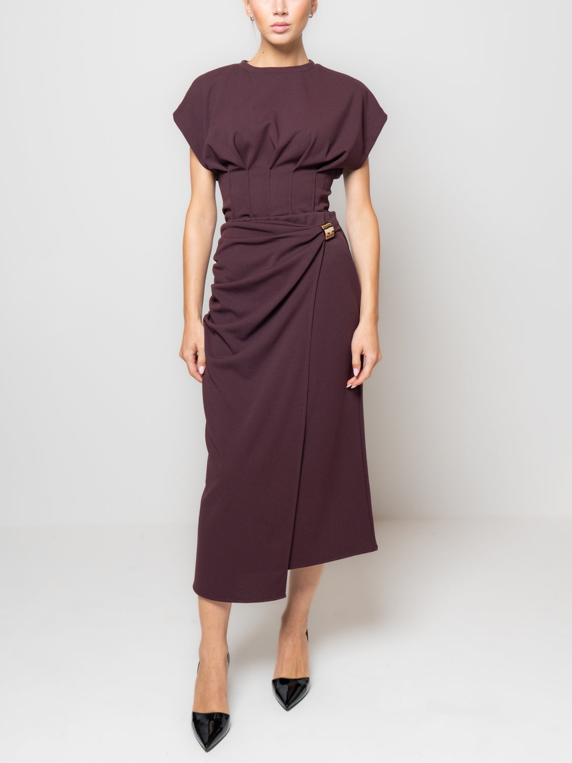 Lunghett rappresa con dettaglio gioiello