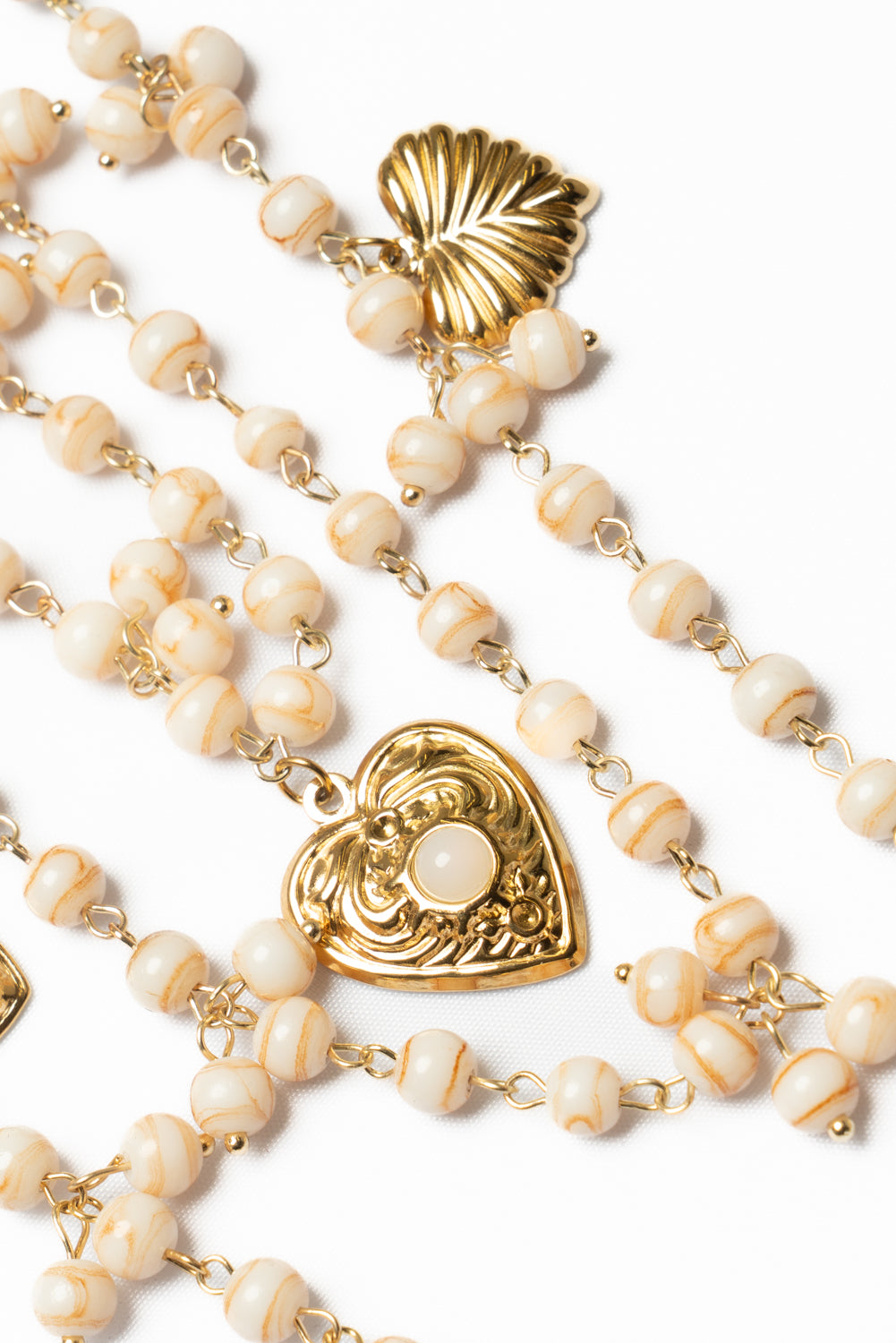 Collana multifili con cuori