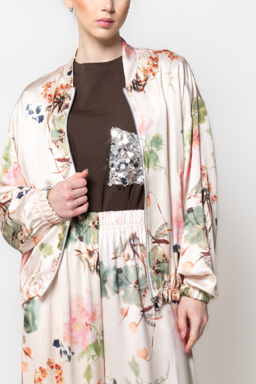 Bomber in Satin a Fantasia Floreale