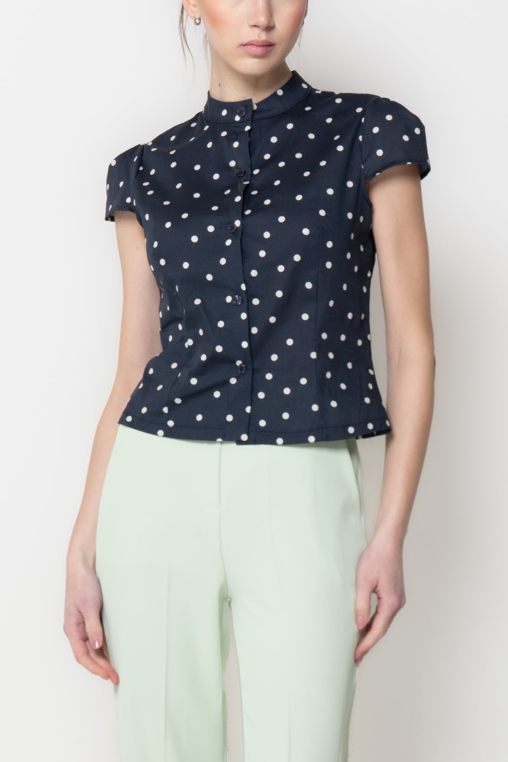 Camicia Slim a Pois con Collo alla Coreana