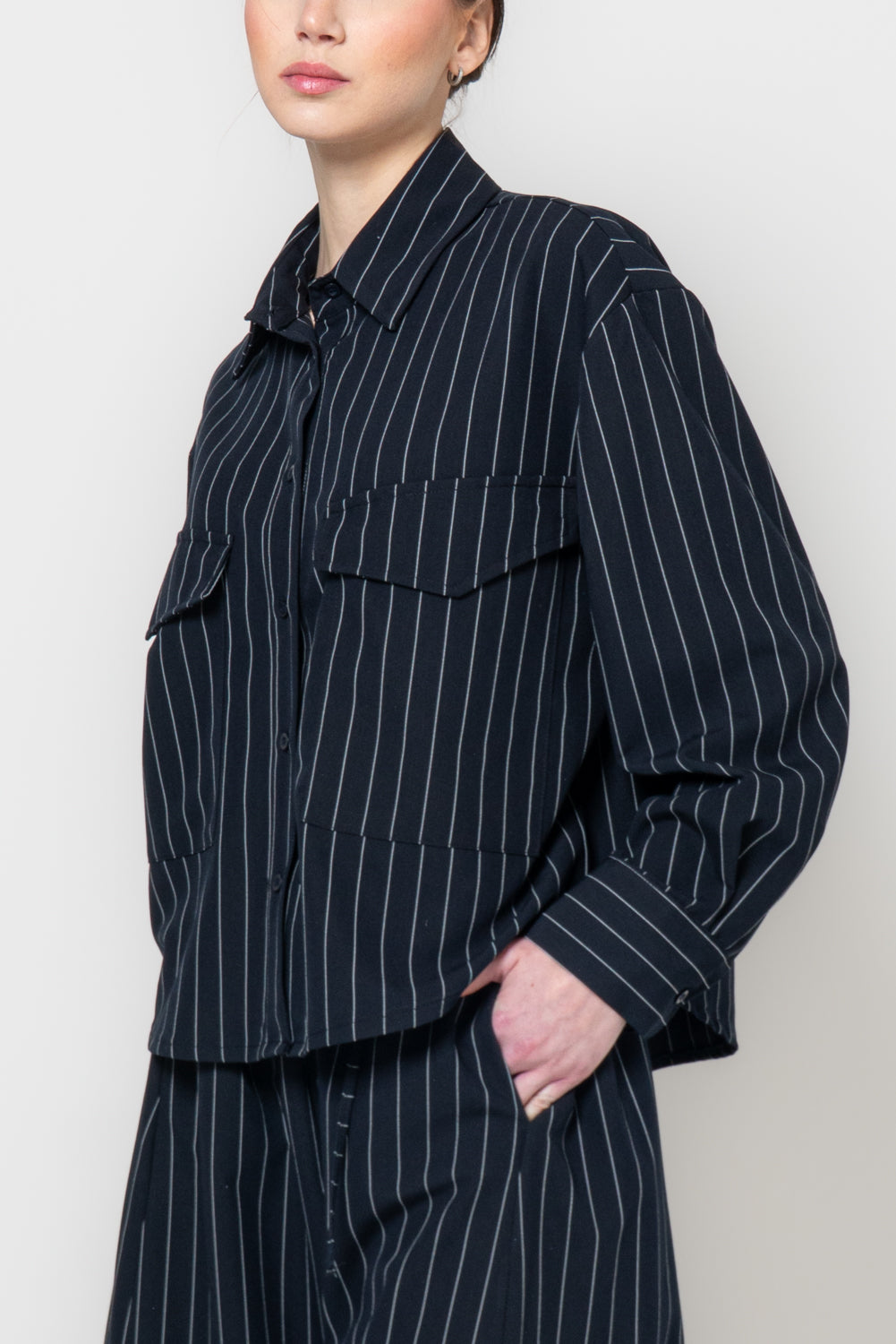 Sovracamicia gessata