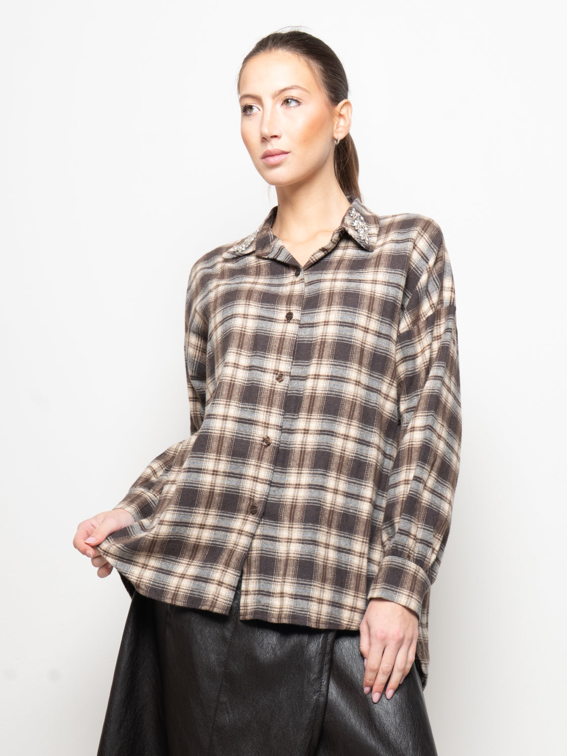Camicia a quadri con applicazione gioiello