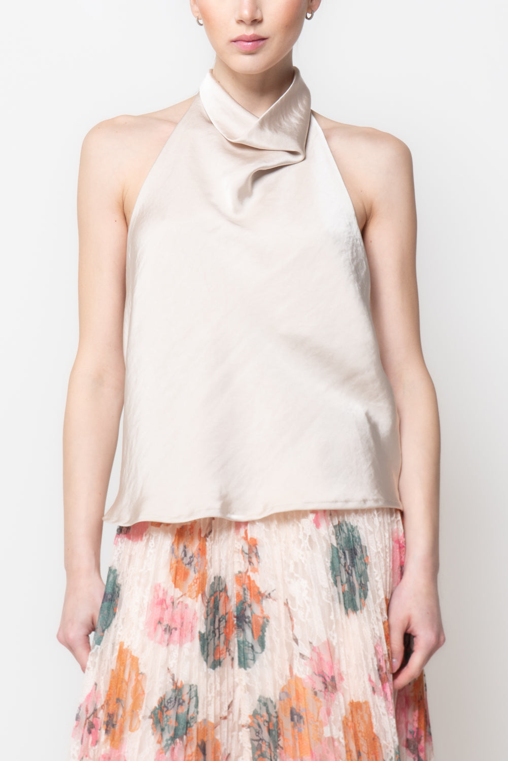 Top Satin con Scollo all'Americana