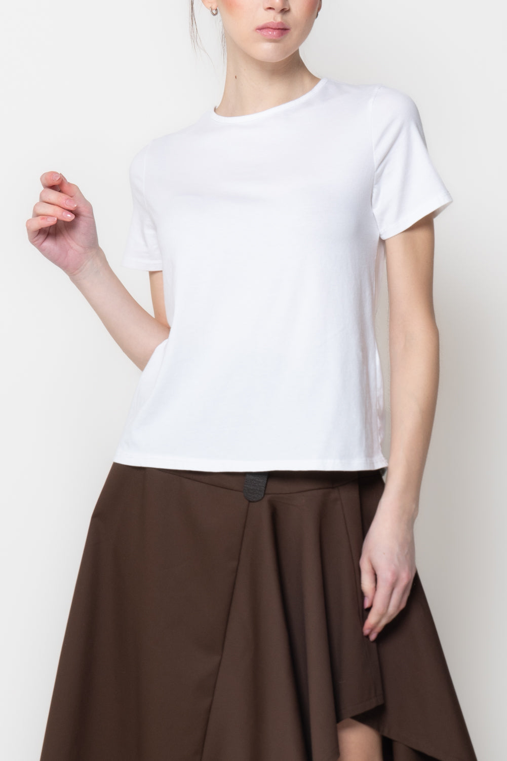 T-shirt con Dettaglio Cut-out e Nodo