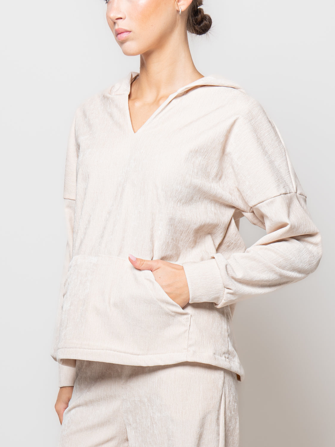 Felpa in ciniglia con cappuccio