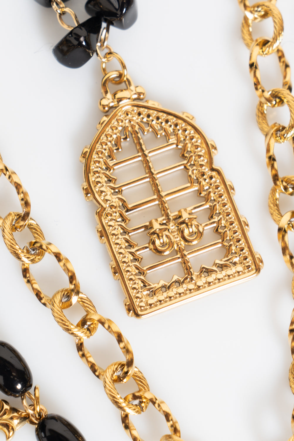 Collana multi filo con croce