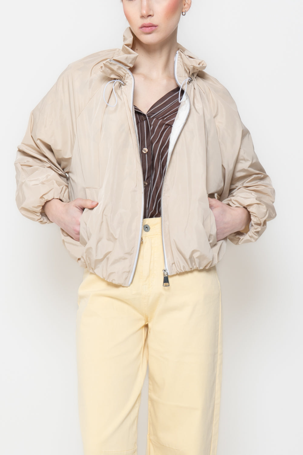 Giacca con Dettagli Arricciati