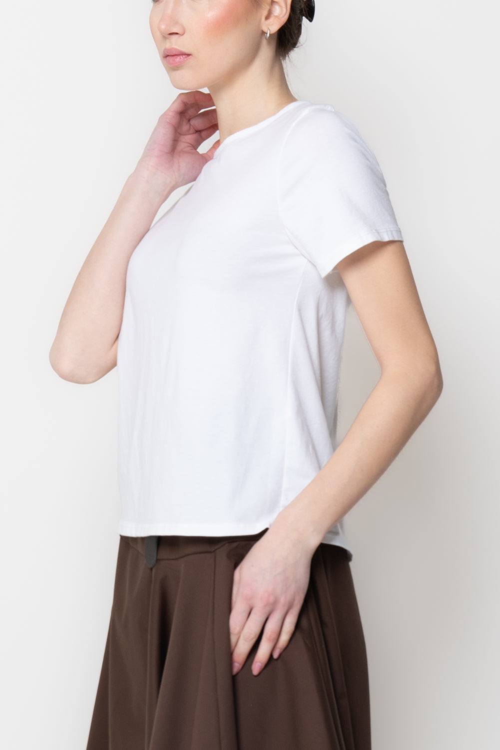T-shirt con Dettaglio Cut-out e Nodo