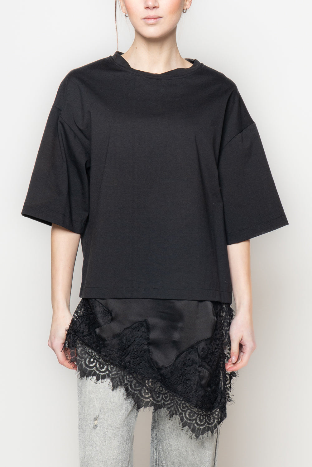 T shirt con pizzo combinato