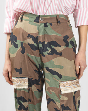 Pantalone cargo fantasia camouflage