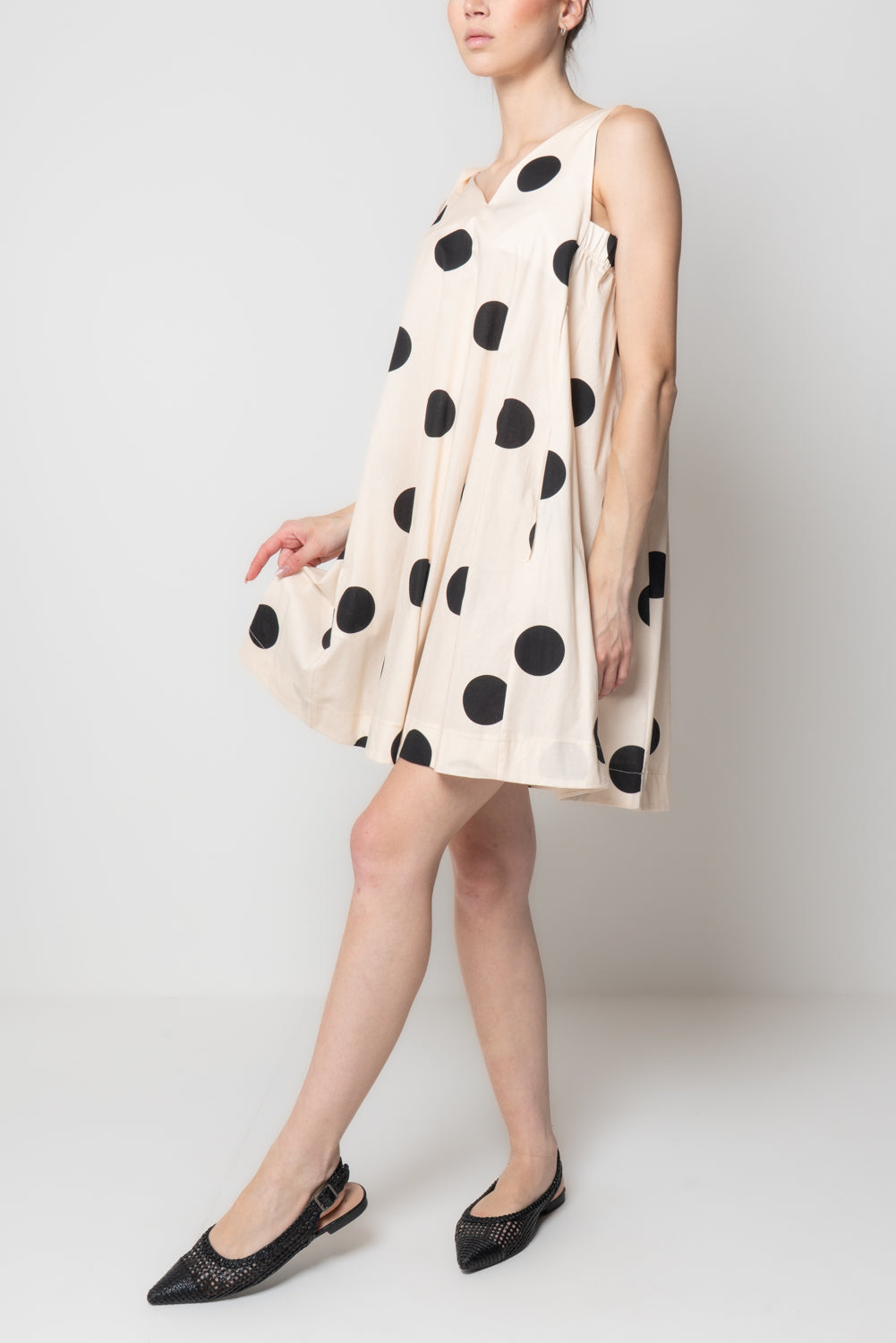 NINA DIVU15588POINEBIANCO