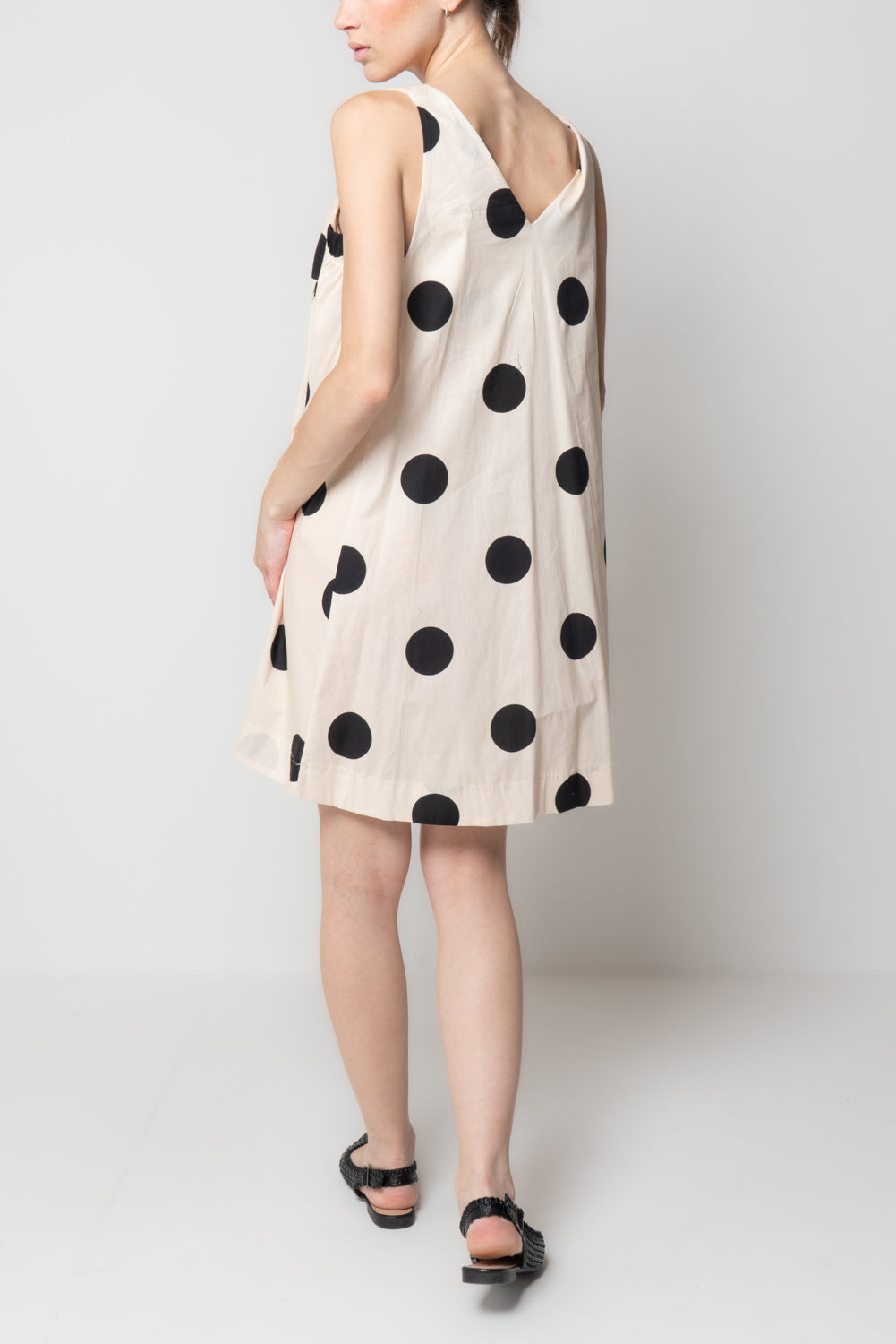 NINA DIVU15588POINEBIANCO