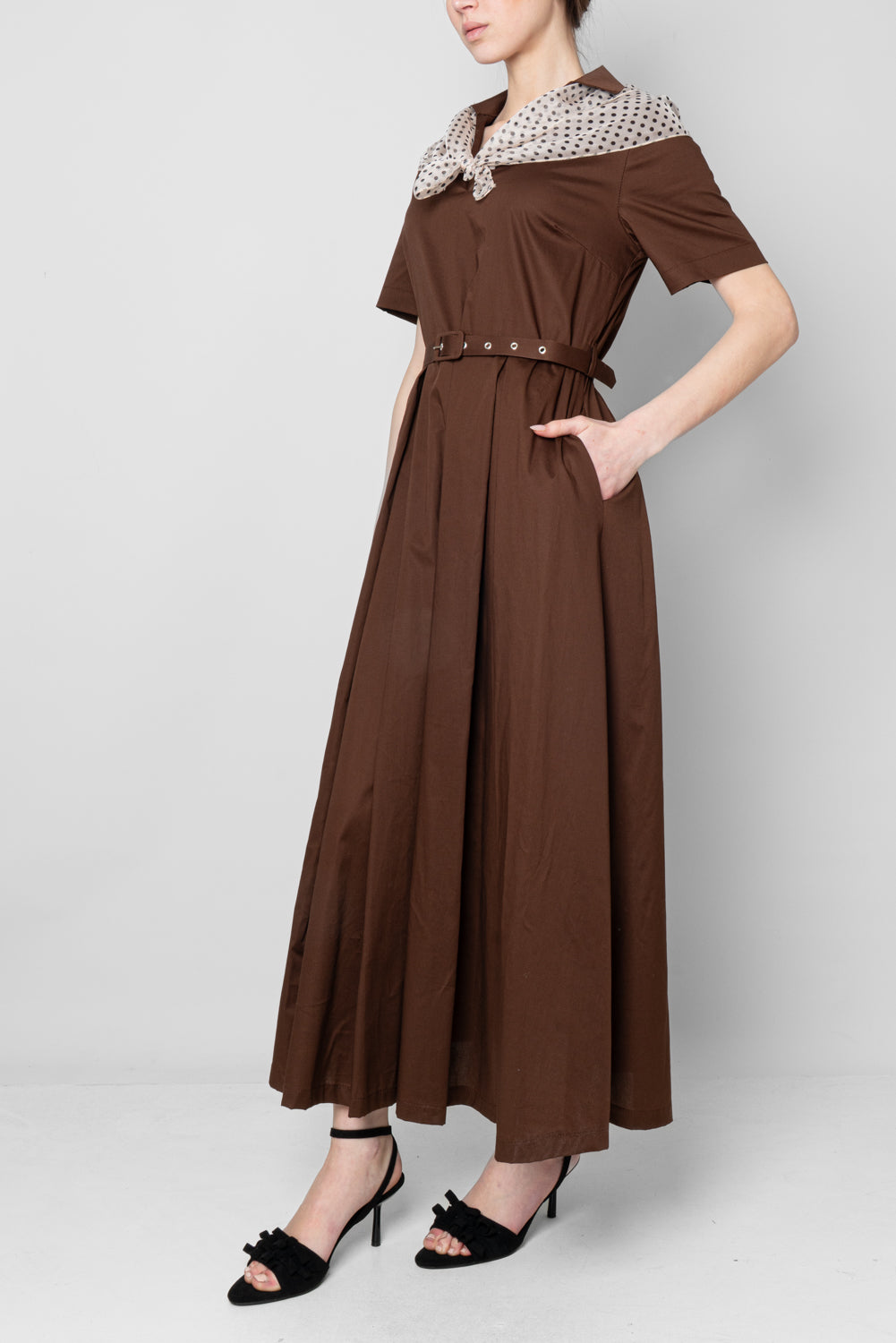 NINA DIVU17327MORO