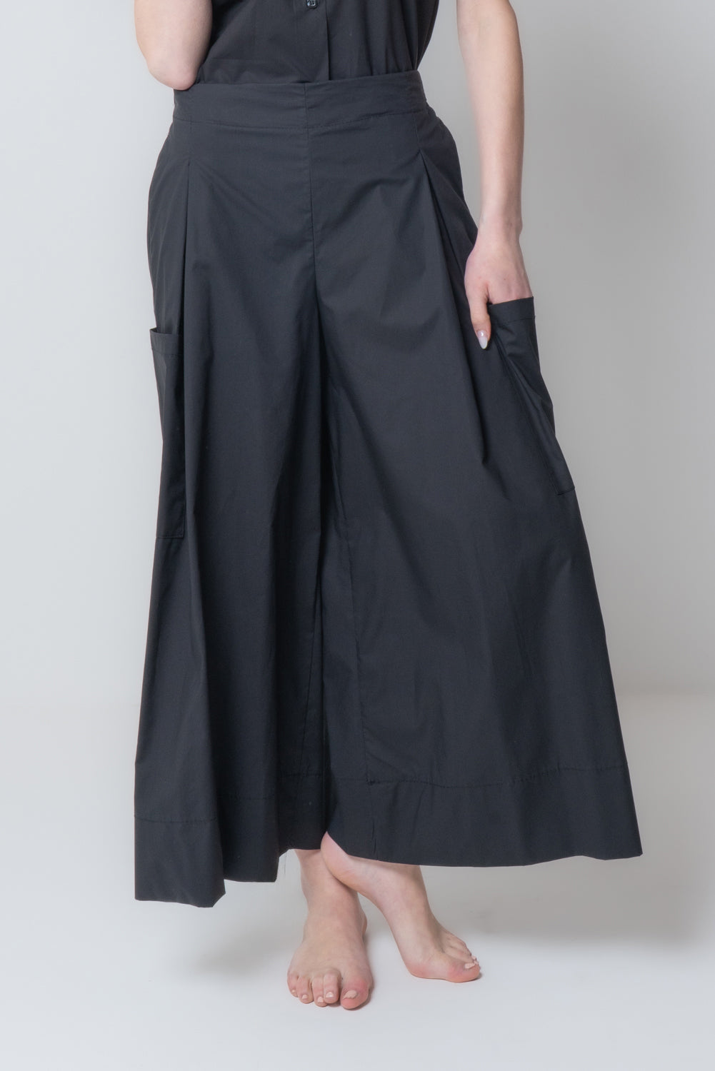 NINA MOOO5078NERO