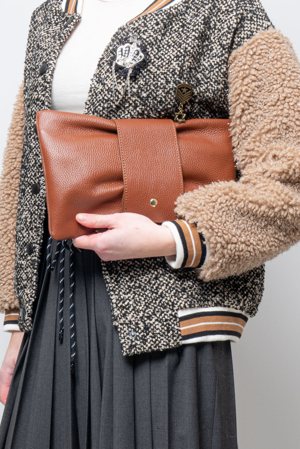 NINA SUNP0001CUOIO
