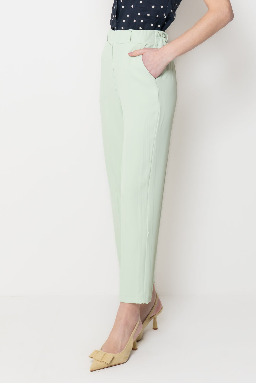 Pantaloni Slim con Piega Stirata