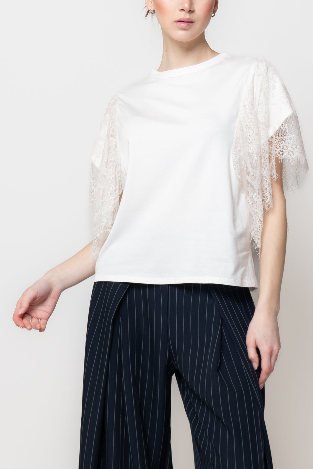 T-shirt con Maniche in Pizzo