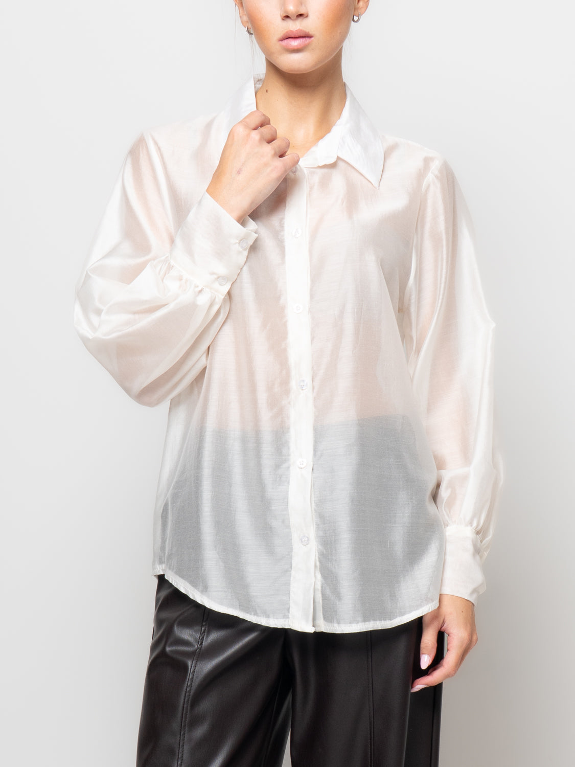 Camicia in tencel con manica volume