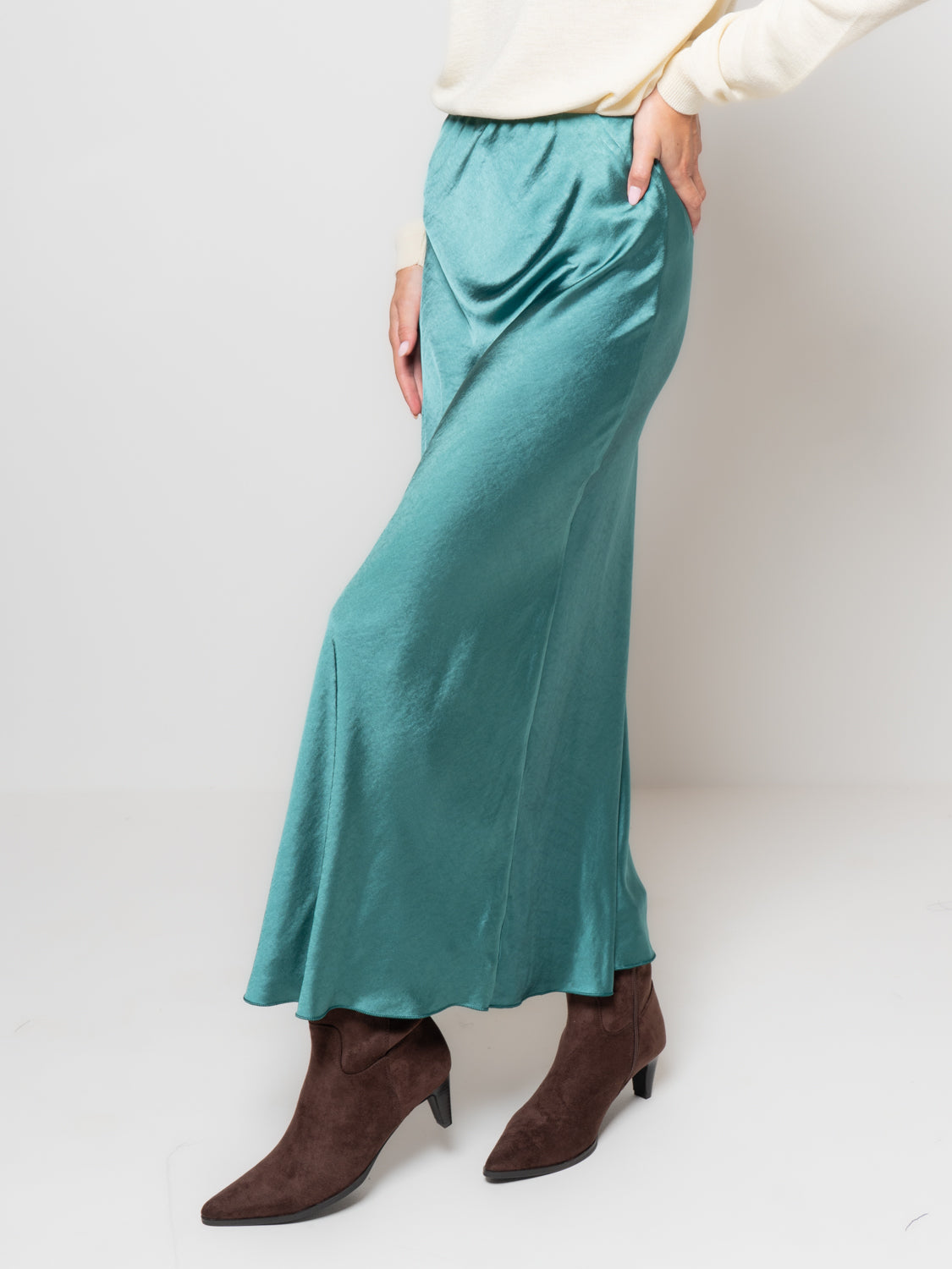 Gonna in satin lunga