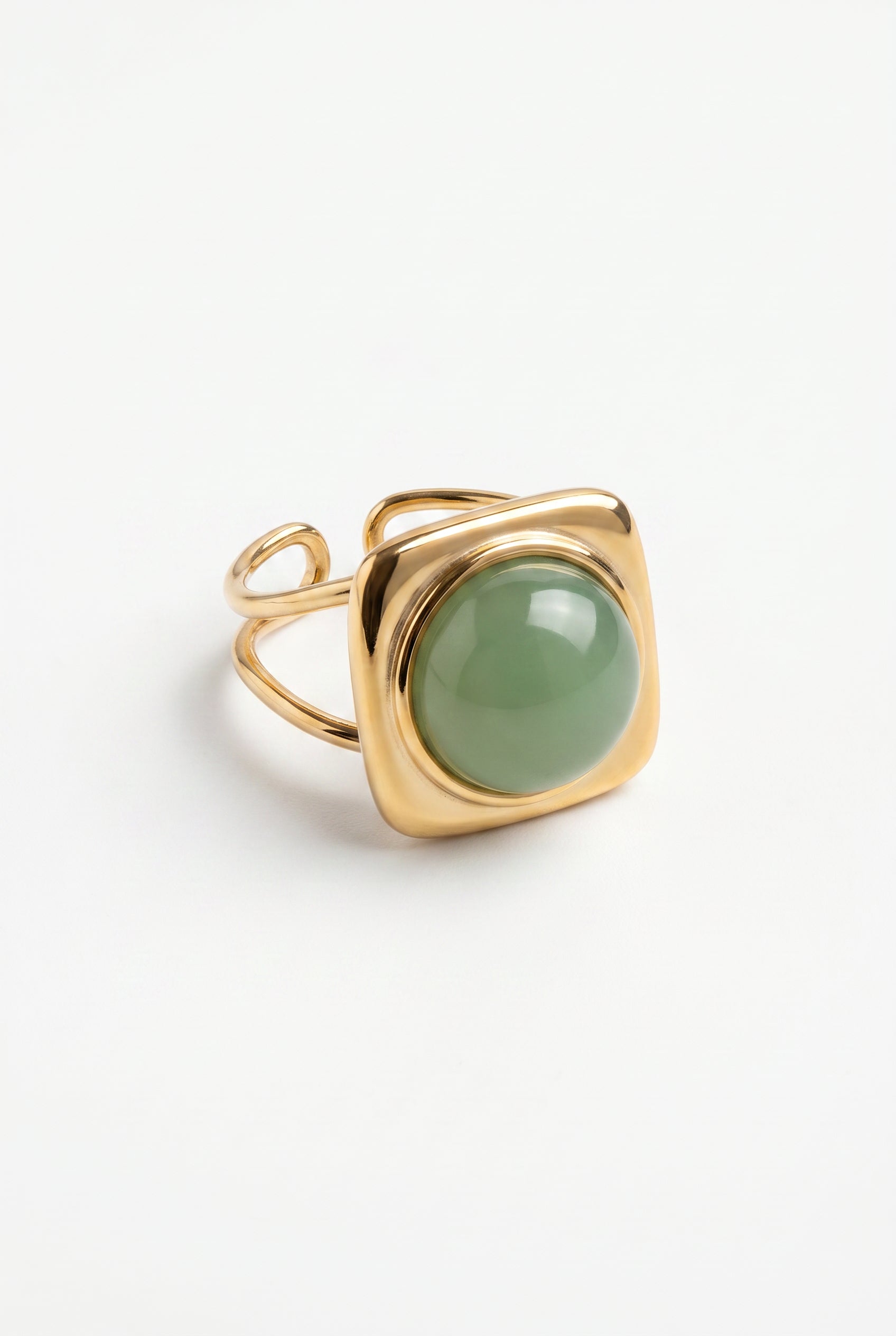 Anello con pietra