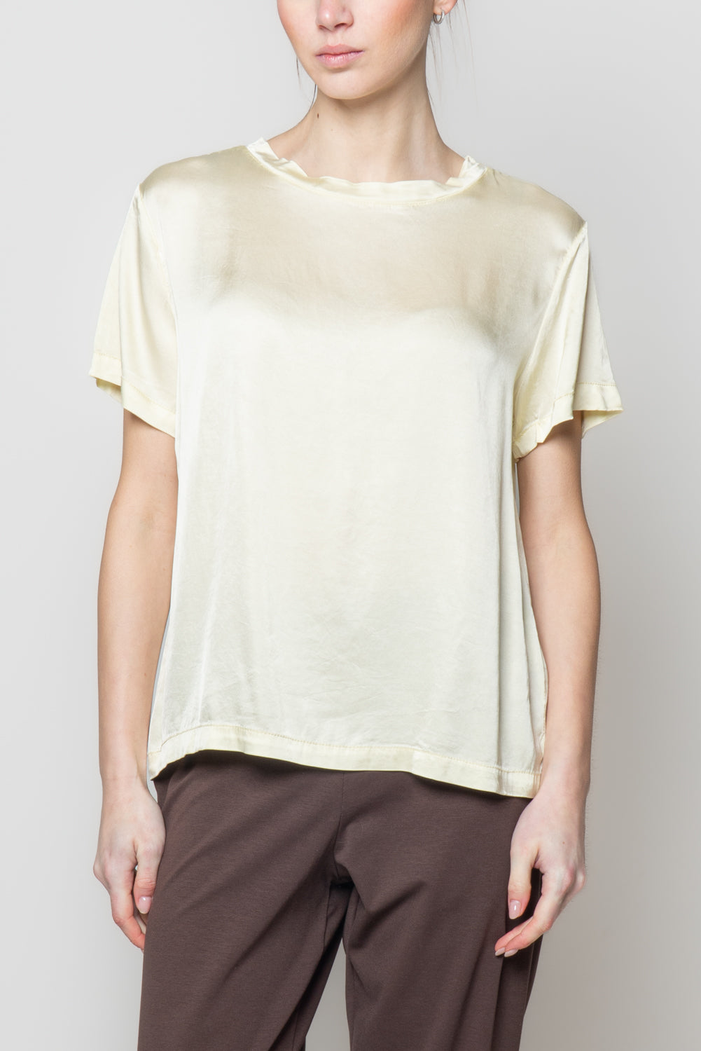 T shirt in satin