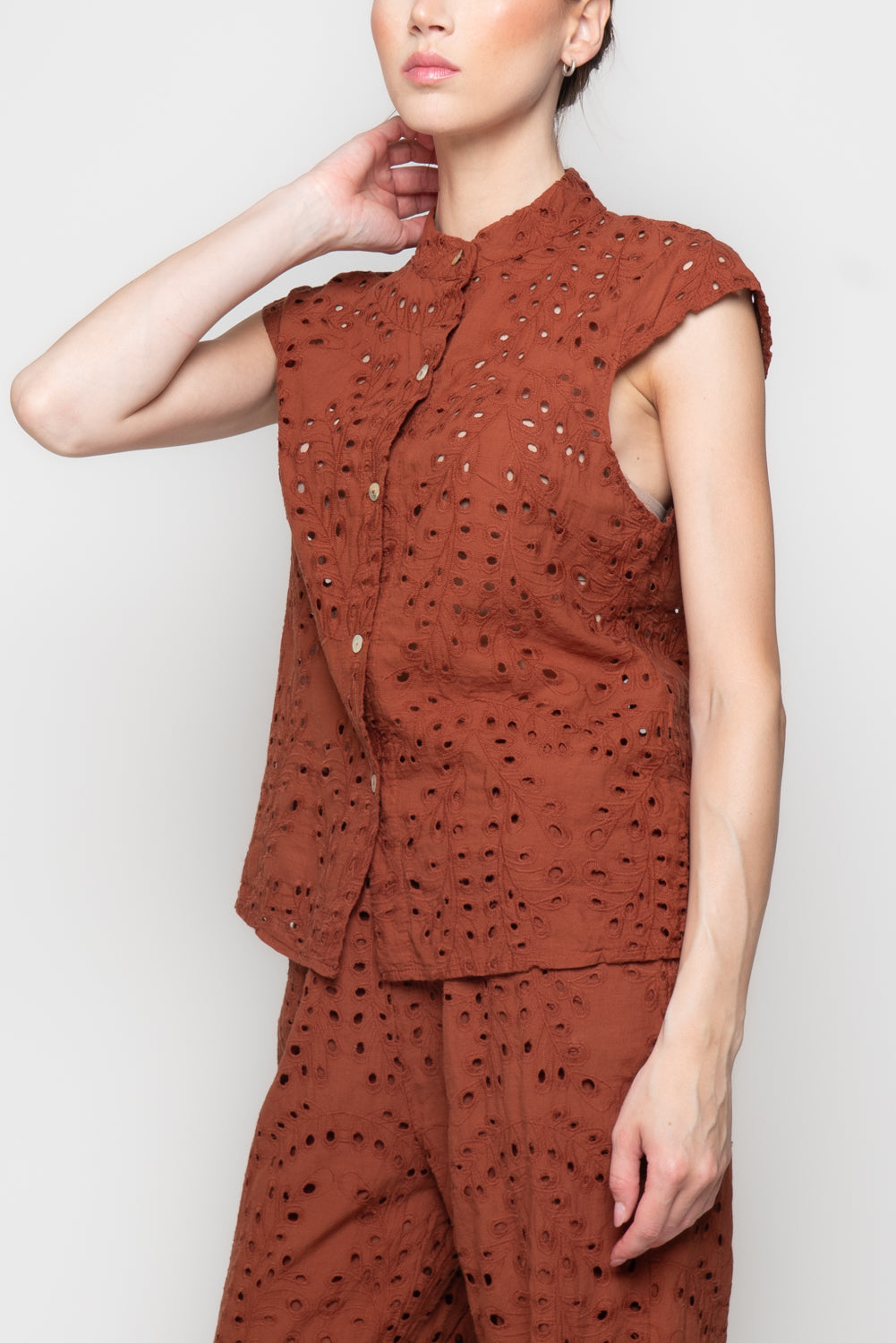 Camicia smanicata in Pizzo Sangallo