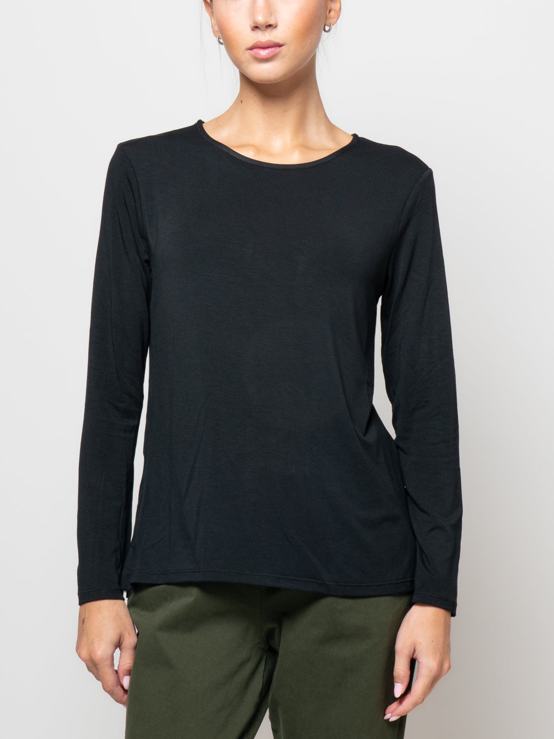 T shirt in viscosa con spacchi