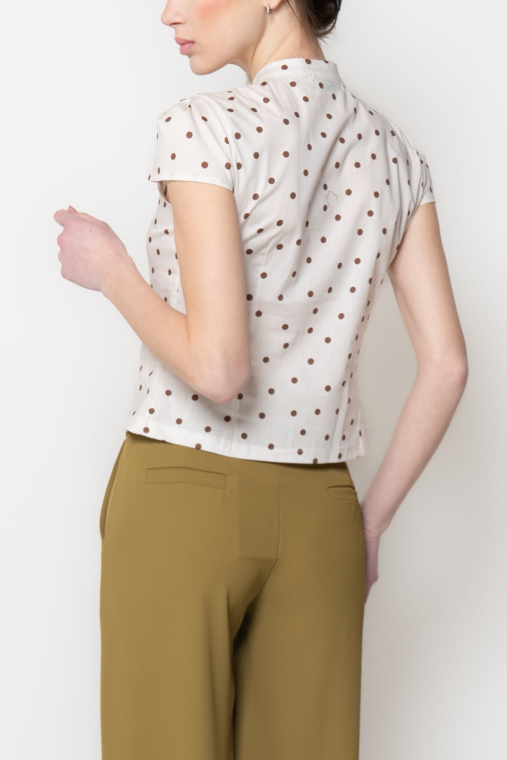 Camicia Slim a Pois con Collo alla Coreana